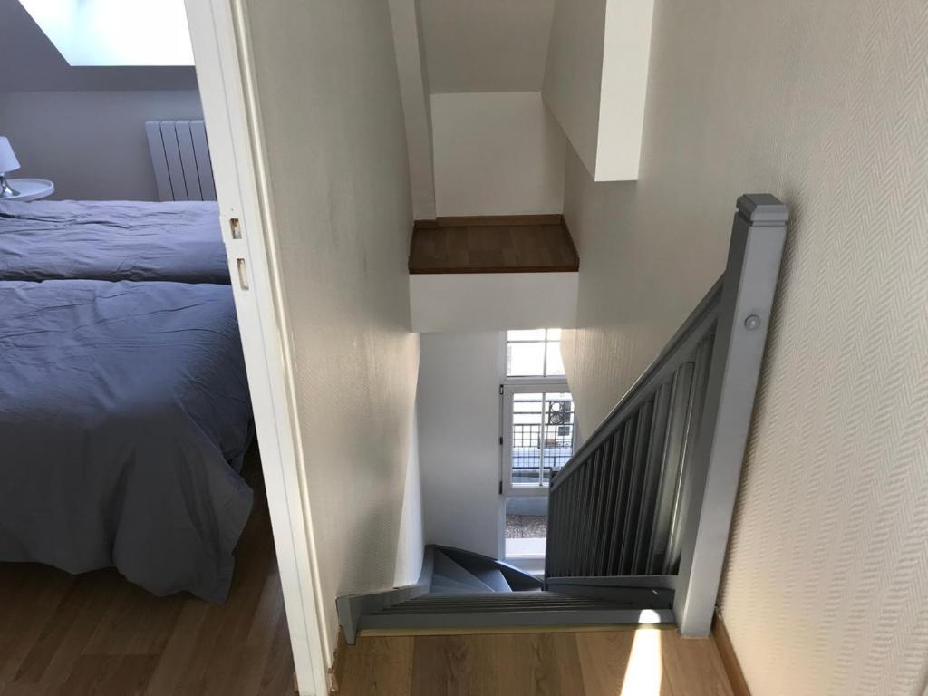 Appartement Centre Ville - Vue Cathedrale - 33 랭스 외부 사진